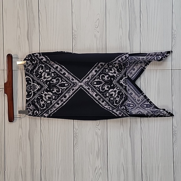 VENUS Black and Navy  Ornate Midi Skirt Womens Size L - Picture 4 of 7